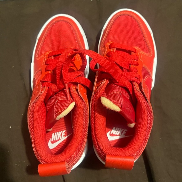 Nike Red and White Athletic Shoes Dunk Low Disruptive fits kids size 4.5 new - Picture 5 of 6